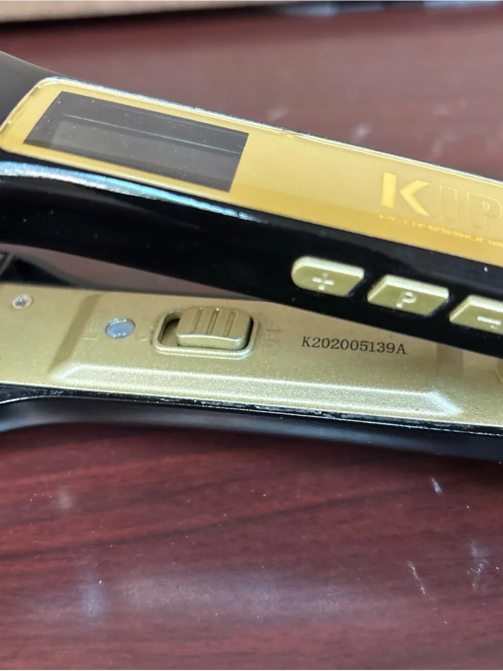 KIPOZI Professional Flat Iron Salon Hair Straightener 1.75” Wide Iron Titanium